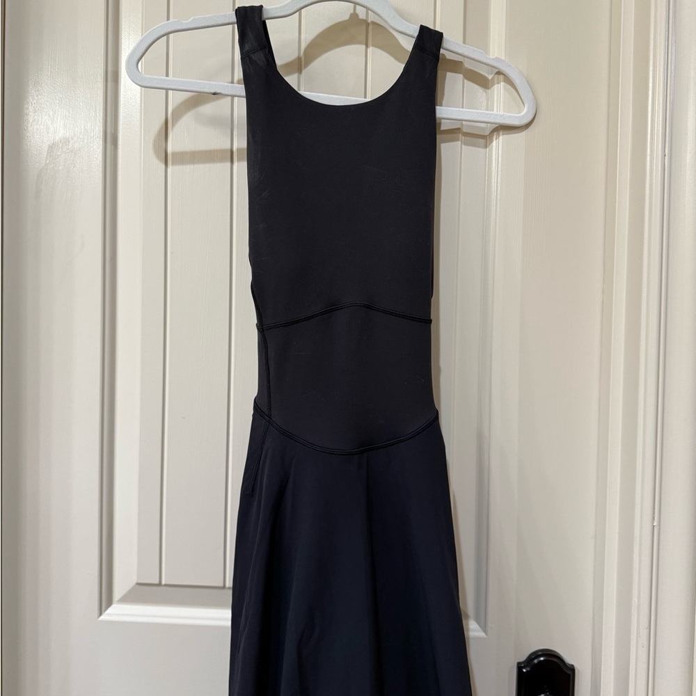 Elegant Black Sleeveless Dress